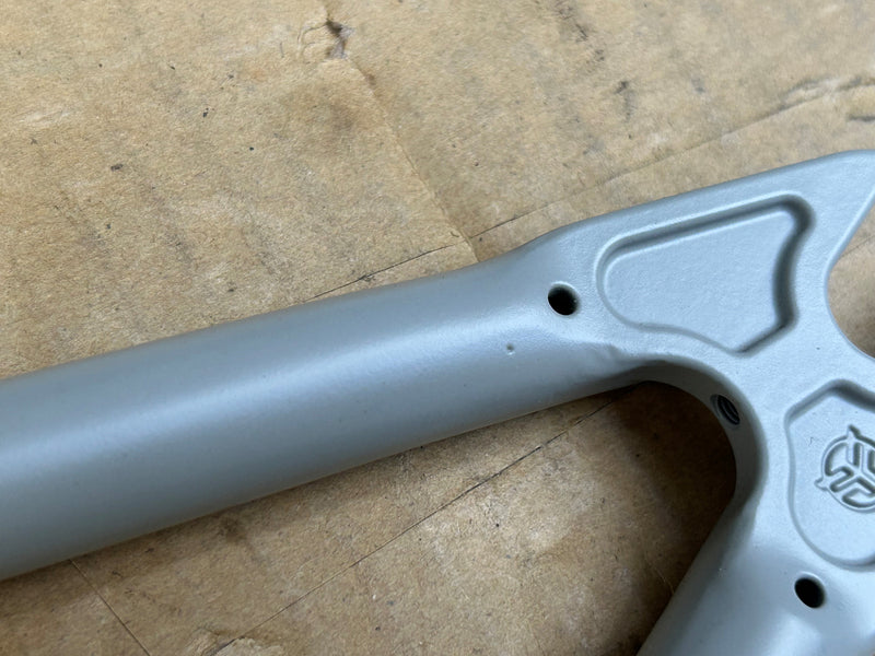 Federal Lacey Frame - Matt Grey To White Fade 20.75" - FACTORY SECONDS
