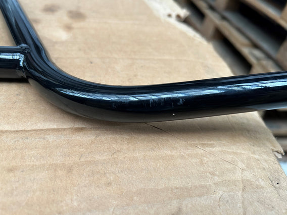 United Supreme Bars - Black 9" - COSMETIC MARKS