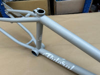 Federal Lacey Frame - Matt Grey To White Fade 20.75" - FACTORY SECONDS