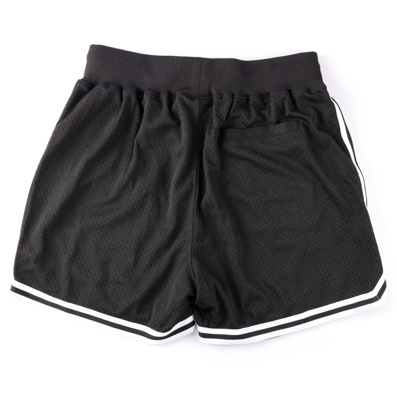 Cult Retro Chiller Shorts - Black