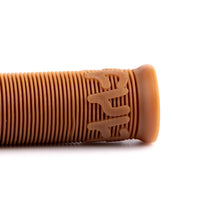Cult Crew Grips - Gum detail