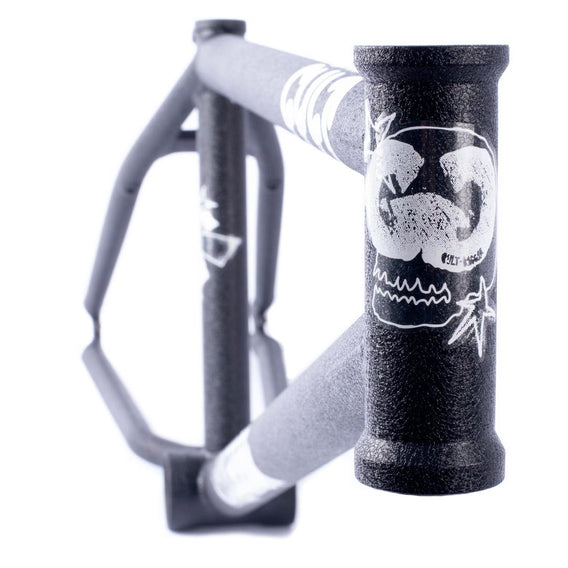 Cult Biggie IC2 Frame - Jaume Sintes Hammertone Black