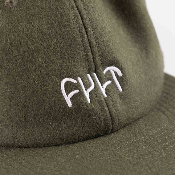 Cult Oxford Cap - Green embroidery detail