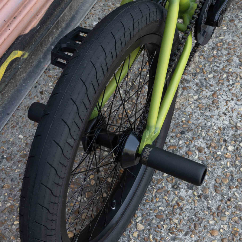 Fiend Raekes Bike - Trans Earth Green With Black Parts 20.8"