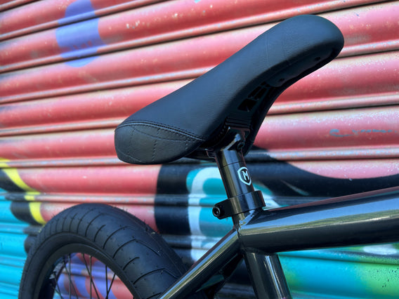 Kink 2027 Setup XL Bike - Iridescent Black - COLLECTION ONLY