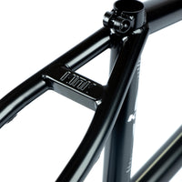 Kink Kinetic Frame - ED Black - Jacob Cable signature seat stay bridge 