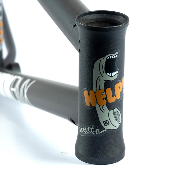 Kink Williams x Etnies Frame - Matt Golden Graphite head tube graphic