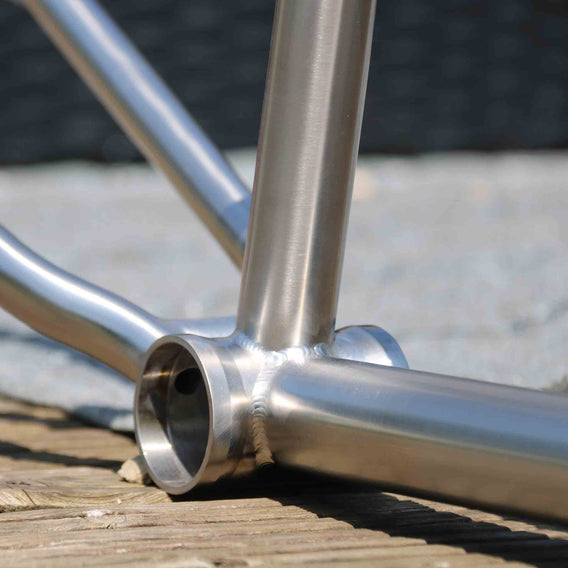 Total BMX Killabee Titanium Frame - Raw BB shell