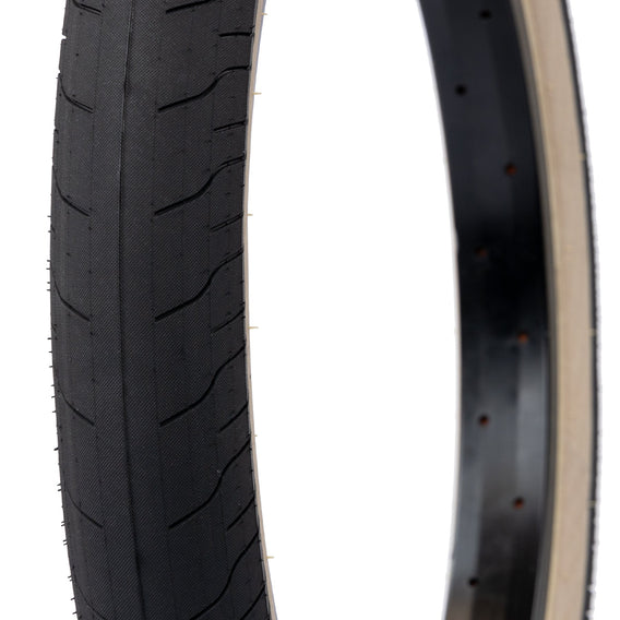 Federal Command LP Tyre - Black With Tan Sidewall 2.40" | BMX